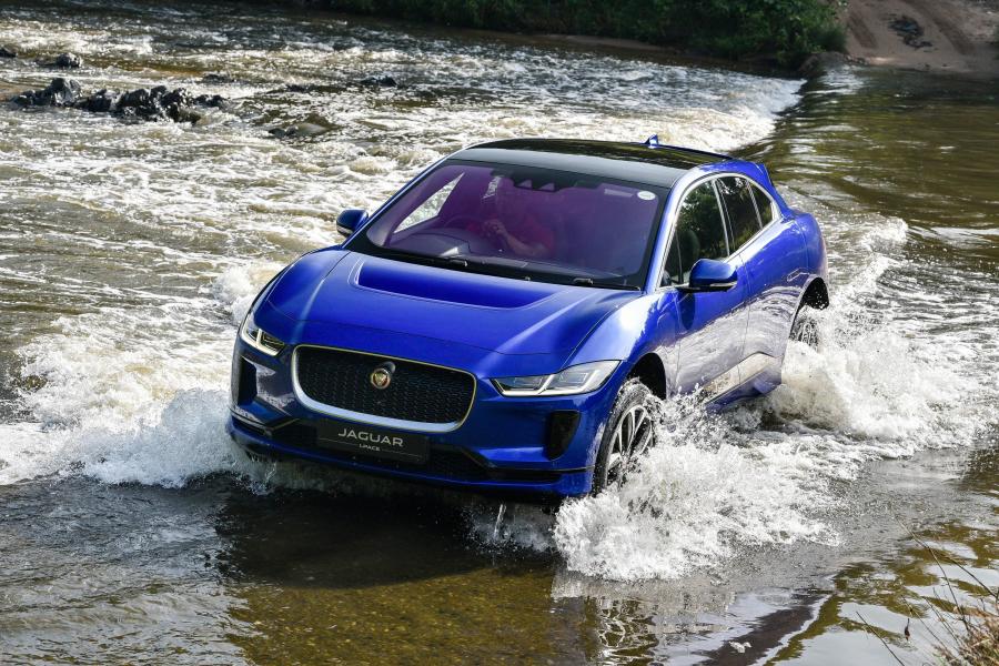  Jaguar I-Pace EV400 AWD HSE 2019 года  (ZA) (фото 36 из 47)